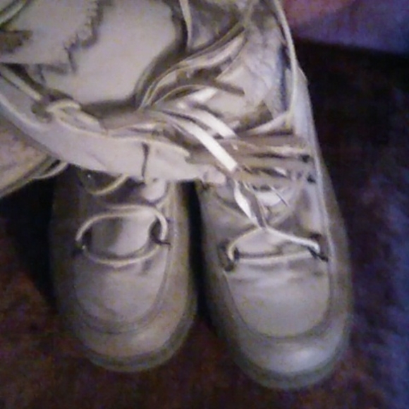 Cold Weather Fashion snowboots says size 39 - Picture 3 of 6